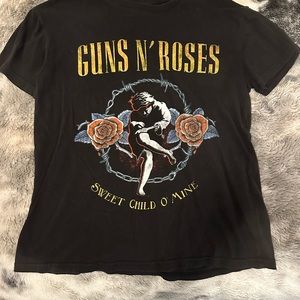 Guns and Roses t-shirt